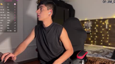 jim_dancer online show from January 14, 2025, 5:56 pm