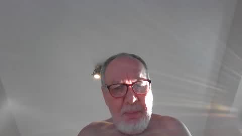 Snapshot of jimmybenido chatting on May 9, 2026, 4:56 pm Jim Redgewell online show from May 9, 2026, 4:56 pm