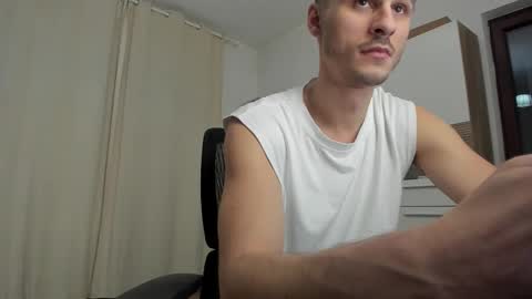 Snapshot of jimmys_style chatting on September 26, 2025, 7:07 pm AlphaJimmy online show from September 26, 2025, 7:07 pm