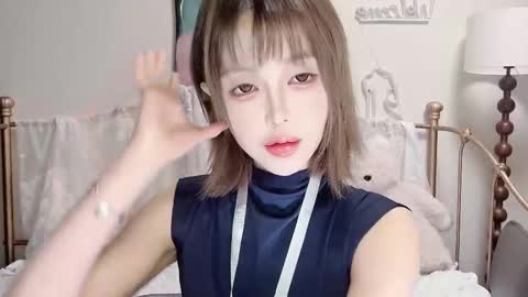 meng meng online show from September 18, 2025, 1:02 pm