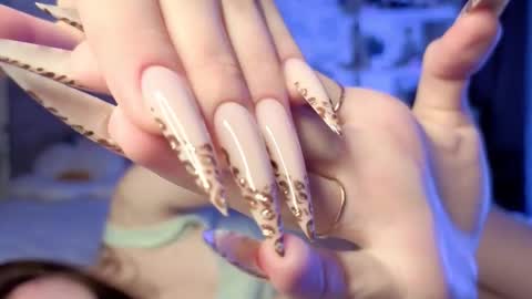 Snapshot of jinny_garland chatting on December 2, 2025, 8:37 pm Jinny online show from December 2, 2025, 8:37 pm