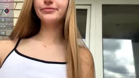 Jinny online show from September 28, 2025, 7:36 am