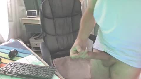 Snapshot of jiondurammo chatting on November 11, 2025, 5:57 pm DamnDaddy online show from November 11, 2025, 5:57 pm