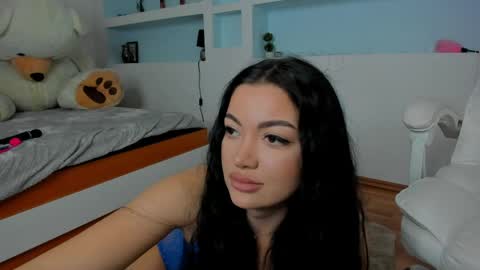 Snapshot of jisselle chatting on April 27, 2026, 6:06 pm Juliee online show from April 27, 2026, 6:06 pm