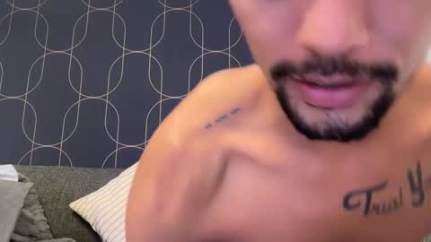 Snapshot of jjaysond chatting on September 16, 2025, 12:22 am Jayson D online show from September 16, 2025, 12:22 am