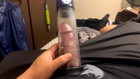 Snapshot of jjlongd90 chatting on September 9, 2025, 3:44 pm SquirtLover online show from September 9, 2025, 3:44 pm