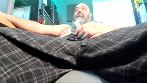 Snapshot of jjv91 chatting on February 25, 2026, 8:40 pm JayV online show from February 25, 2026, 8:40 pm