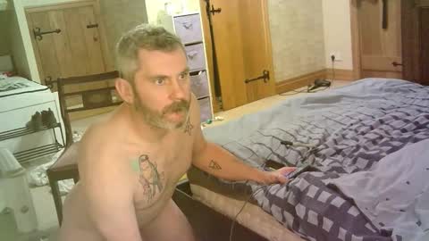 Snapshot of jlasts chatting on November 9, 2025, 7:23 pm Jay online show from November 9, 2025, 7:23 pm