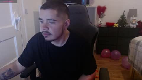 Snapshot of jloko93860 chatting on November 23, 2025, 6:30 pm jloko93860 online show from November 23, 2025, 6:30 pm