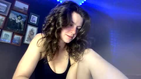 Snapshot of jlynn1997 chatting on May 18, 2026, 10:48 pm jlynn1997 online show from May 18, 2026, 10:48 pm