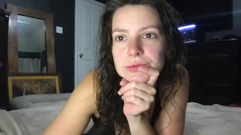 jlynn1997 online show from July 21, 2026, 12:40 pm