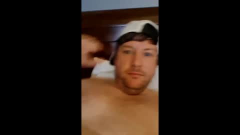 jmdooley1868 online show from April 25, 2026, 7:11 am