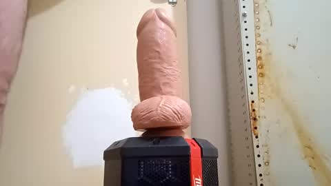 Logan21212121 online show from October 14, 2025, 4:24 am