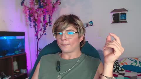 Snapshot of jnick_21 chatting on March 8, 2025, 8:35 pm Nick online show from March 8, 2025, 8:35 pm