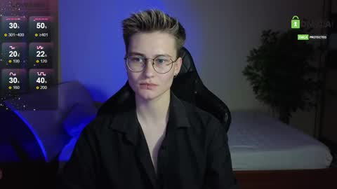 Snapshot of joan_night chatting on September 30, 2025, 7:08 pm J online show from September 30, 2025, 7:08 pm