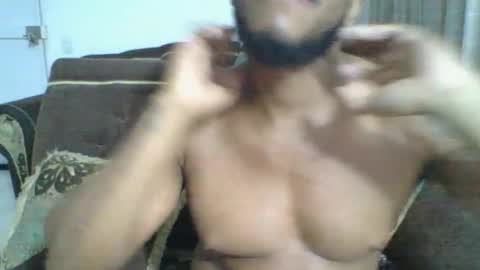 Snapshot of joan_saenz chatting on December 17, 2025, 12:38 am JOAN SAENZ online show from December 17, 2025, 12:38 am