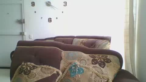 Snapshot of joan_saenz chatting on December 17, 2025, 9:21 pm JOAN SAENZ online show from December 17, 2025, 9:21 pm