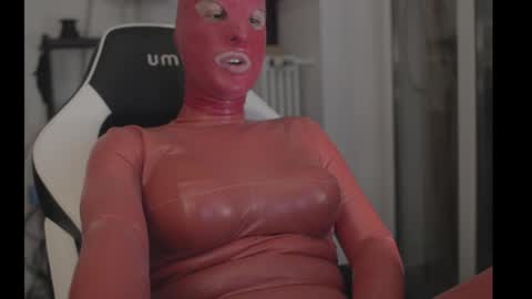 Snapshot of joanesxfree chatting on September 29, 2025, 7:30 pm The sweetest toy online show from September 29, 2025, 7:30 pm