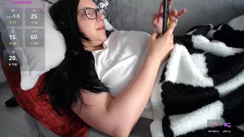 Snapshot of joanna_cw chatting on May 2, 2026, 6:07 am Jo online show from May 2, 2026, 6:07 am