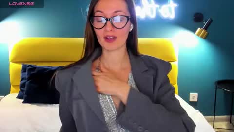 Joan online show from January 15, 2026, 1:32 am