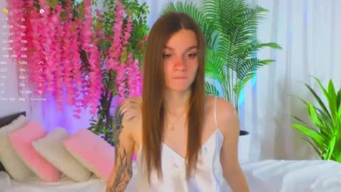 Snapshot of joannerichardson chatting on May 1, 2026, 7:07 pm Eva online show from May 1, 2026, 7:07 pm