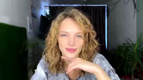 MONICA online show from January 12, 2026, 9:58 am