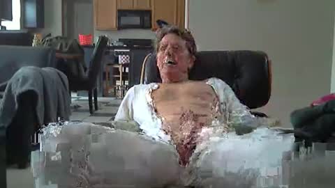 Jocoff1 online show from November 30, 2025, 4:33 pm