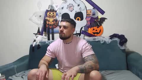 Tiberius online show from October 30, 2025, 2:18 pm