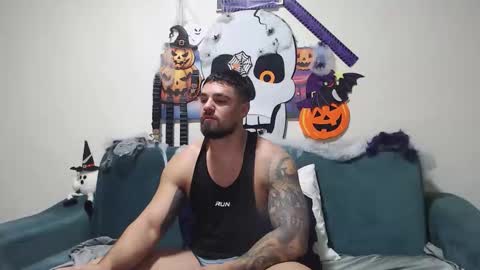 Tiberius online show from November 5, 2025, 11:54 am