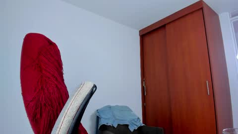 joe_esthetic online show from April 4, 2026, 8:17 pm