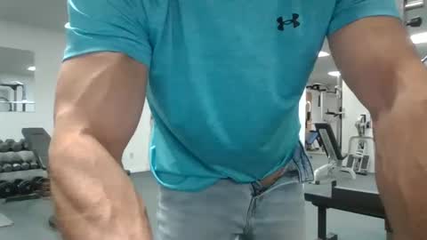 joe_smith5679 online show from September 16, 2025, 8:21 pm