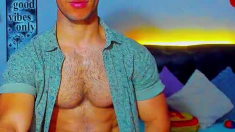 Snapshot of joel_ferreira chatting on March 10, 2025, 6:56 pm Joel online show from March 10, 2025, 6:56 pm