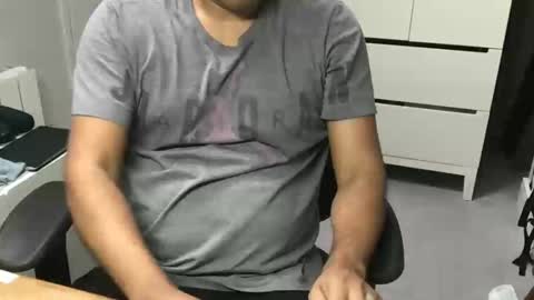 Snapshot of joeshades21 chatting on January 26, 2025, 1:58 pm joeshades21 online show from January 26, 2025, 1:58 pm