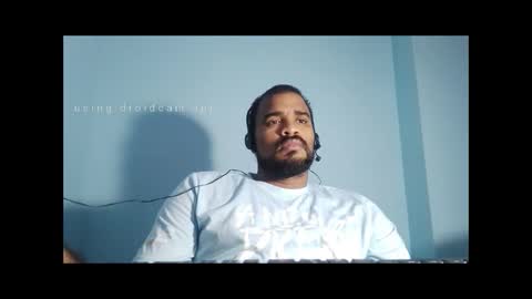 Snapshot of johan2222222222 chatting on March 2, 2025, 5:33 am johan2222222222 online show from March 2, 2025, 5:33 am