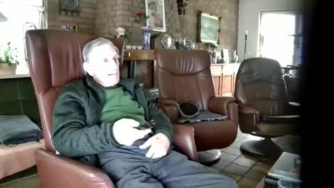 johan7 heet online show from December 15, 2024, 1:22 pm