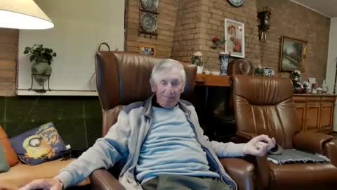 Snapshot of johan7_heet chatting on May 6, 2026, 7:30 pm johan7 heet online show from May 6, 2026, 7:30 pm