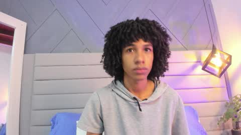 Johan  online show from November 5, 2025, 11:43 am