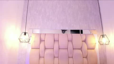 Johan  online show from April 9, 2026, 11:37 am