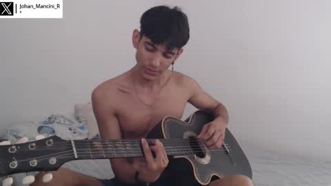 johan_mancini_r online show from January 17, 2025, 7:49 pm