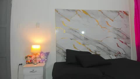 johan online show from October 31, 2025, 7:37 pm