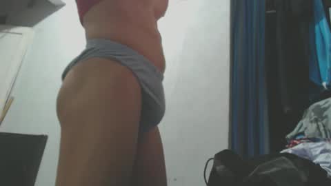 Snapshot of johantorres19 chatting on January 3, 2025, 4:44 am johantorres19 online show from January 3, 2025, 4:44 am