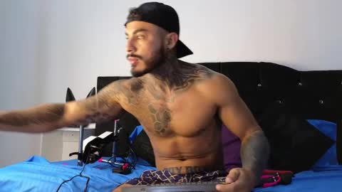 John  online show from February 12, 2025, 11:18 am