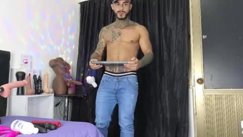 John  online show from March 9, 2025, 11:14 am