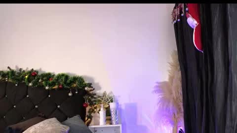 John  online show from December 3, 2025, 11:08 am