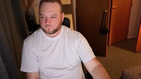 Snapshot of john_bear1 chatting on April 2, 2026, 8:34 am john_bear1 online show from April 2, 2026, 8:34 am