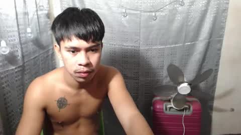 Snapshot of john_carloss chatting on February 24, 2026, 12:03 pm john and thallea online show from February 24, 2026, 12:03 pm