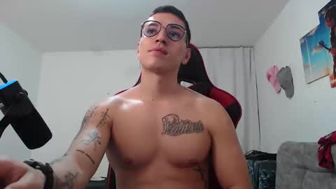 Snapshot of john_s117 chatting on May 6, 2026, 8:47 pm JOHN online show from May 6, 2026, 8:47 pm