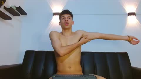 john_ssnow29 online show from February 21, 2026, 8:37 am