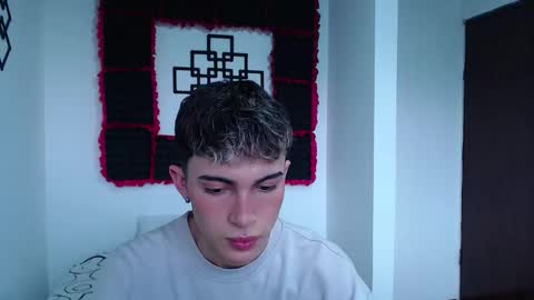 Snapshot of john_vichenso chatting on January 15, 2026, 10:35 pm John Vichenso online show from January 15, 2026, 10:35 pm