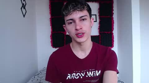 Snapshot of john_vichenso chatting on February 5, 2026, 8:57 pm John Vichenso online show from February 5, 2026, 8:57 pm
